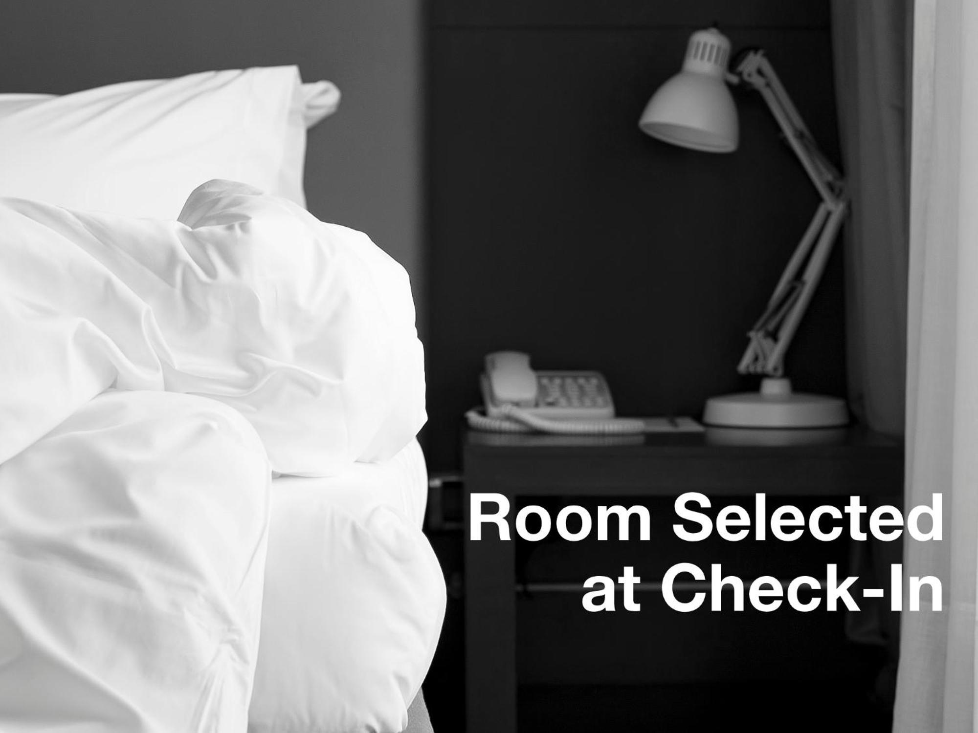 Hotel Victor Montreal Room photo